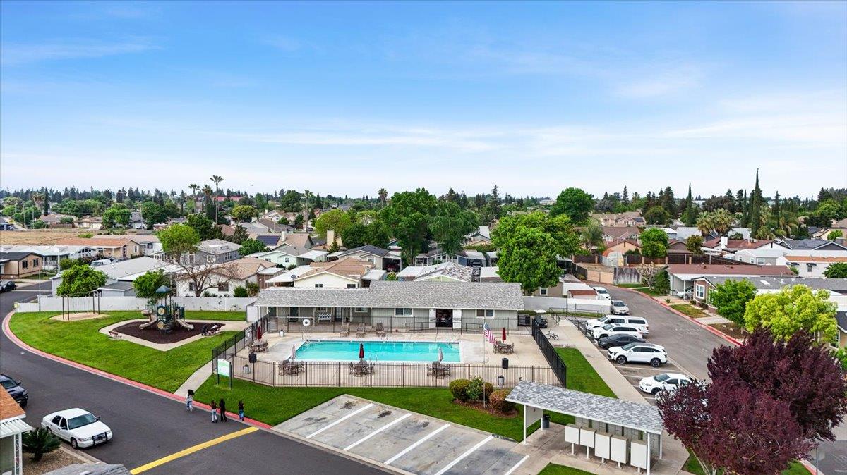 5901 Newbrook Cir #117, Riverbank, CA 95367