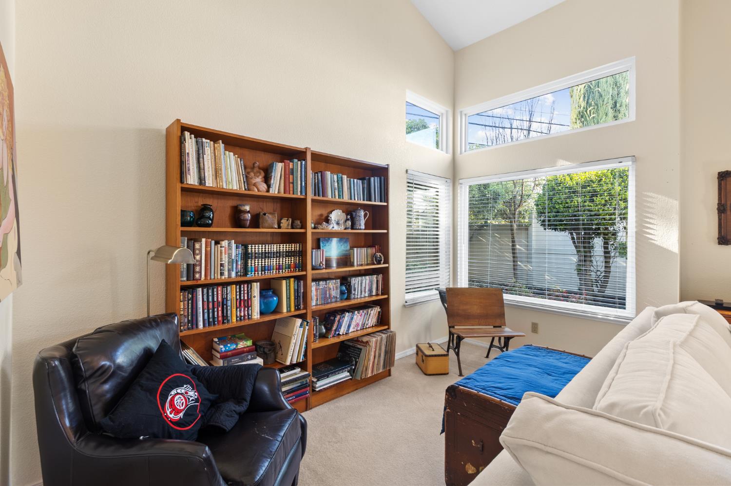 1153 Copper Lantern Ct, Modesto, CA 95355