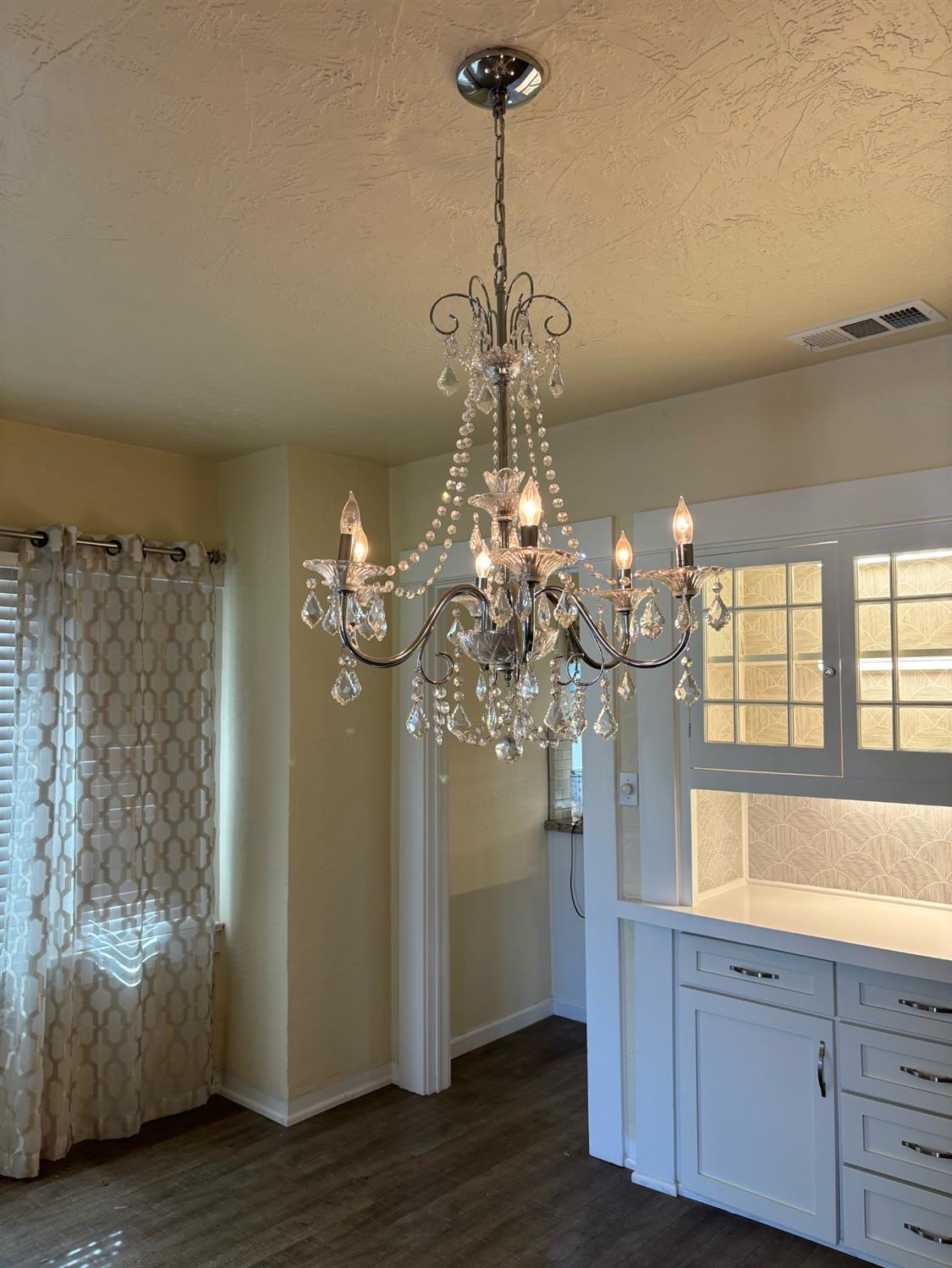 417 Enslen Ave, Modesto, CA 95354