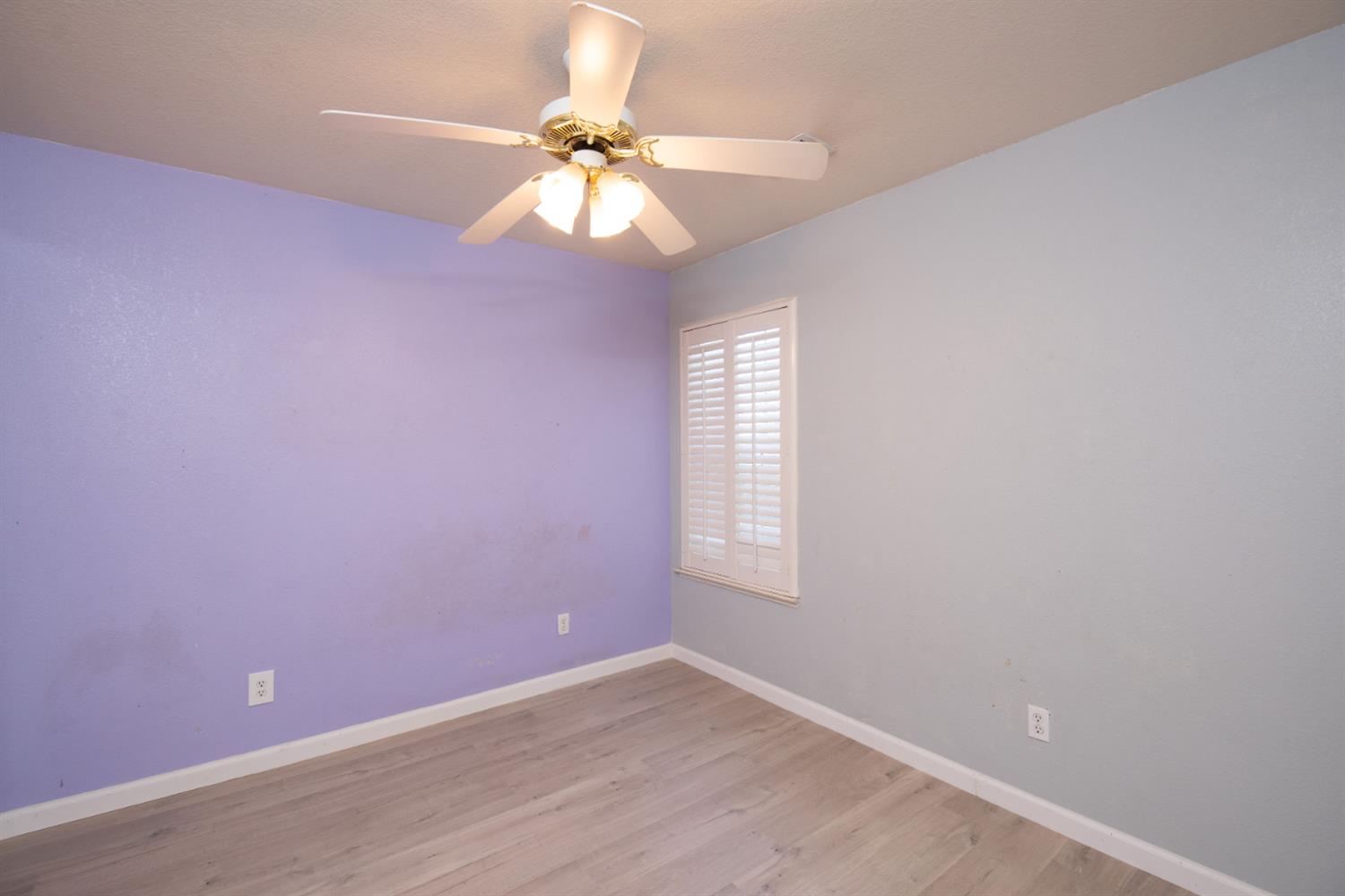 2300 Park East Dr, Modesto, CA 95351