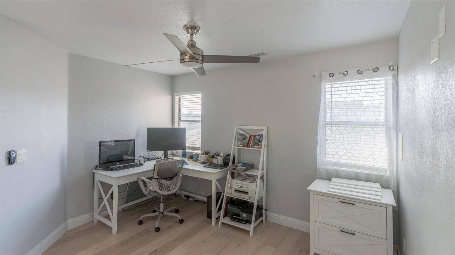 707 Chenin Blanc Dr, Manteca, CA 95337