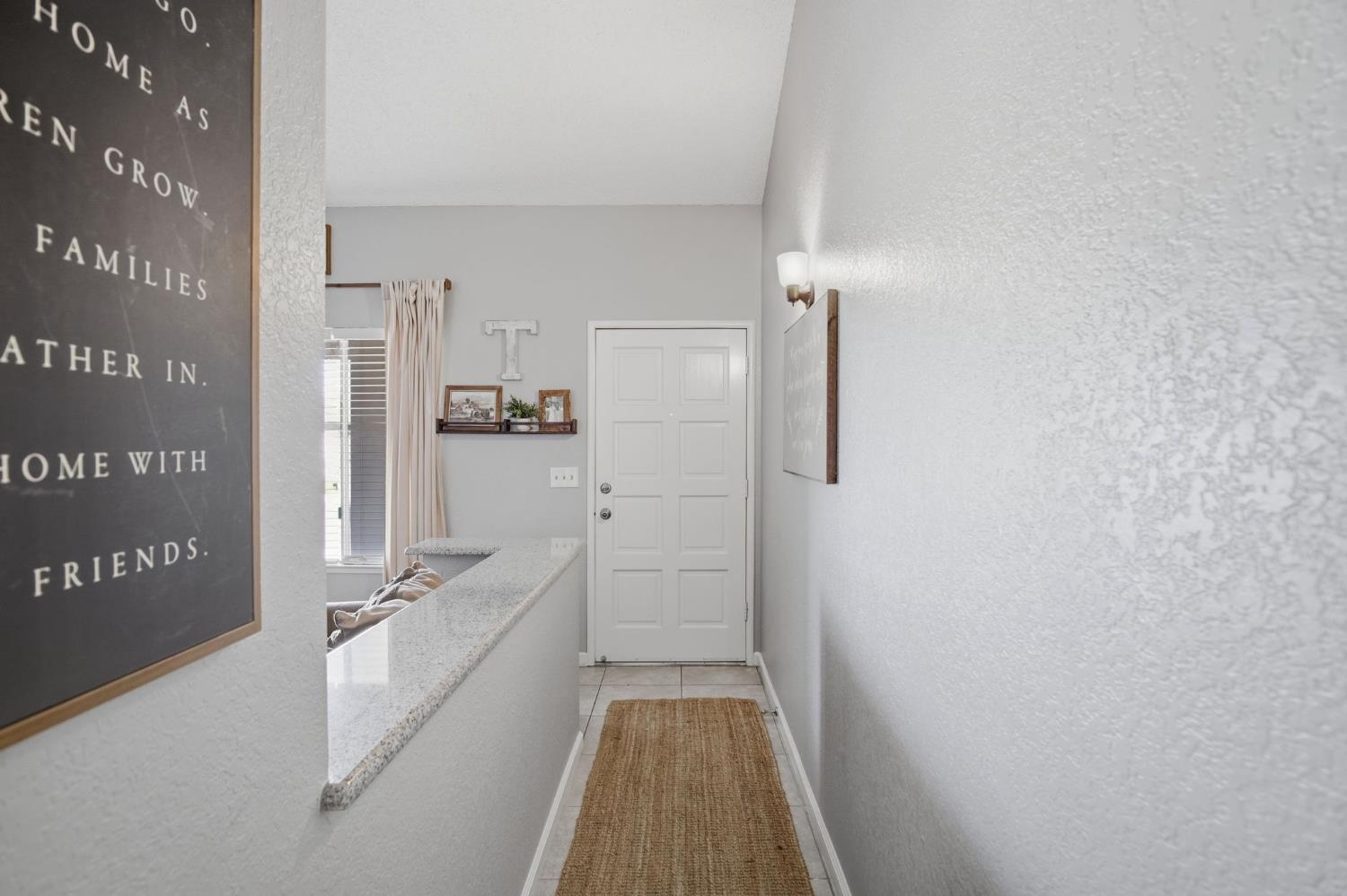 1900 Joett Dr, Turlock, CA 95380