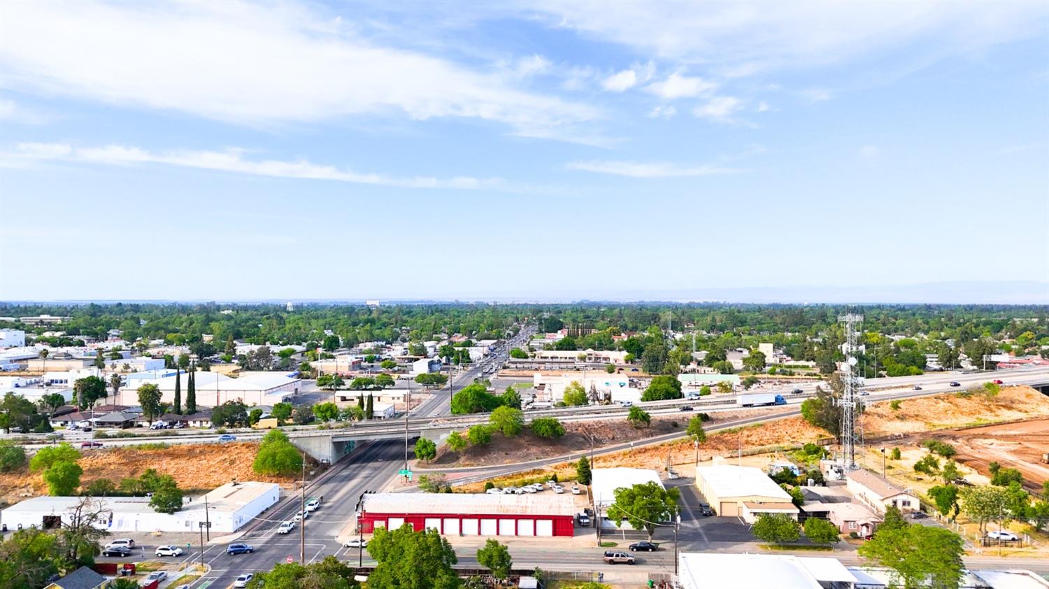 1300 G St, Merced, CA 95341