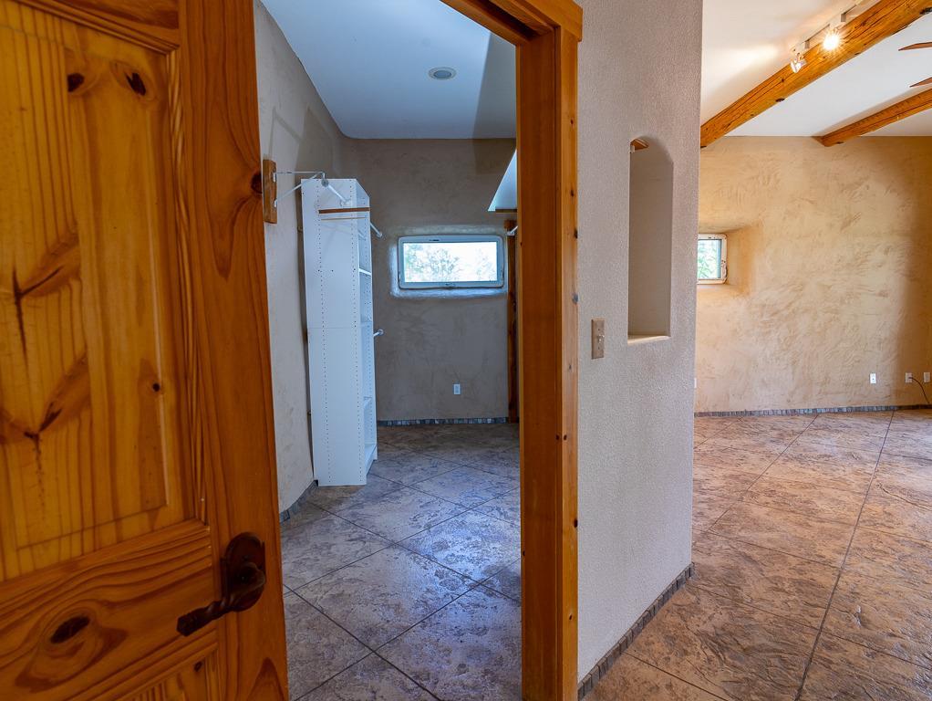 9883 Hernandez Dr, La Grange, CA 95329