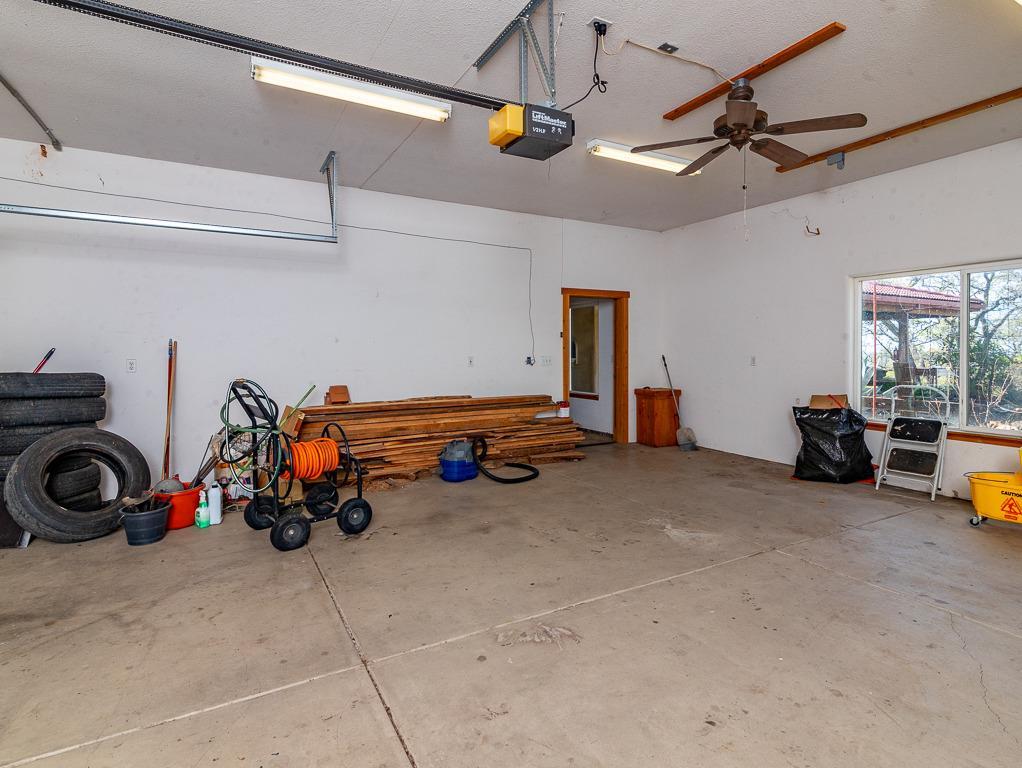 9883 Hernandez Dr, La Grange, CA 95329