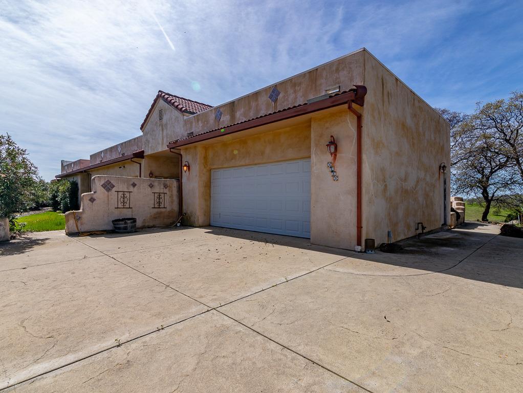 9883 Hernandez Dr, La Grange, CA 95329
