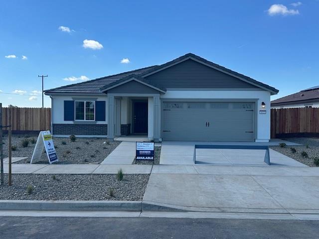 6033 Central Ave, Riverbank, CA 95367