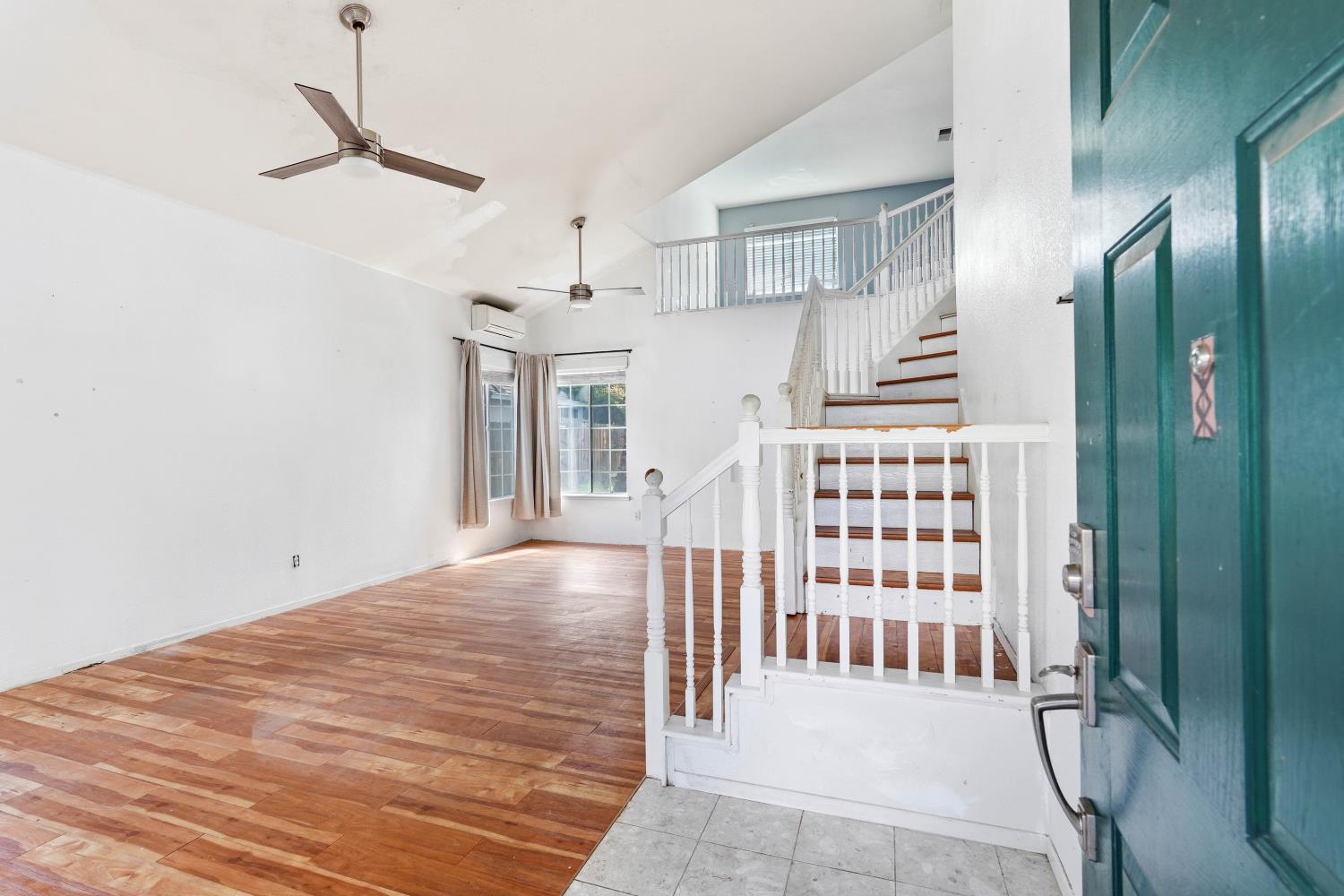 2720 River Cove Dr, Riverbank, CA 95367