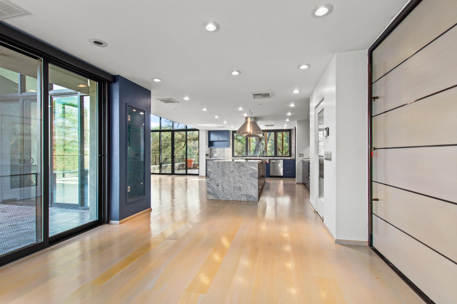 12100 Horseshoe Rd, Oakdale, CA 95361