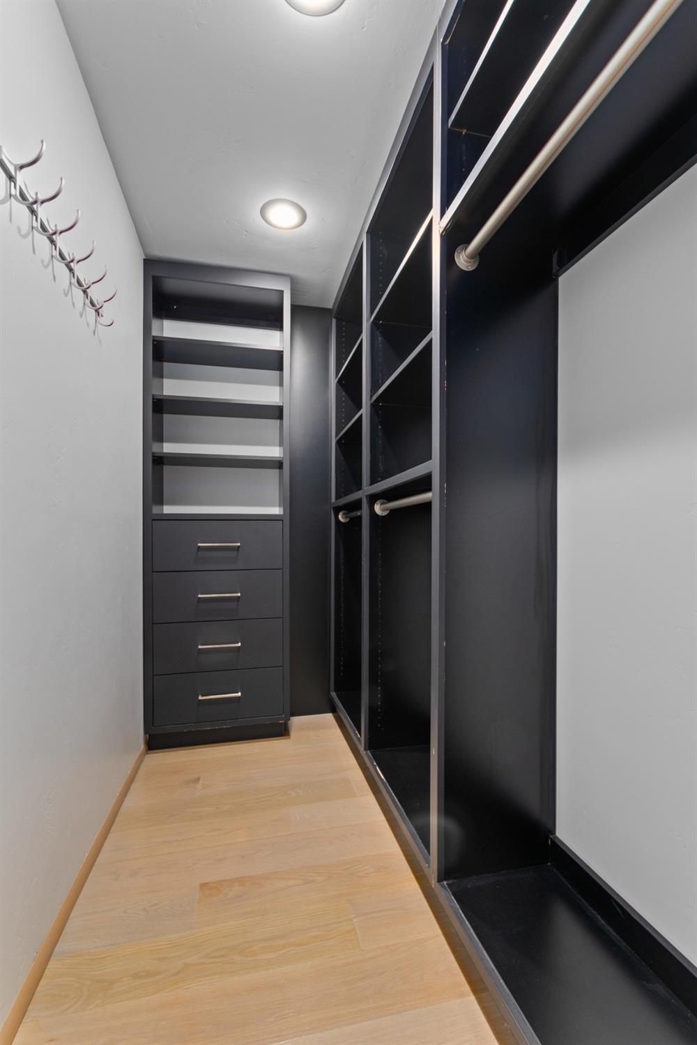 12100 Horseshoe Rd, Oakdale, CA 95361