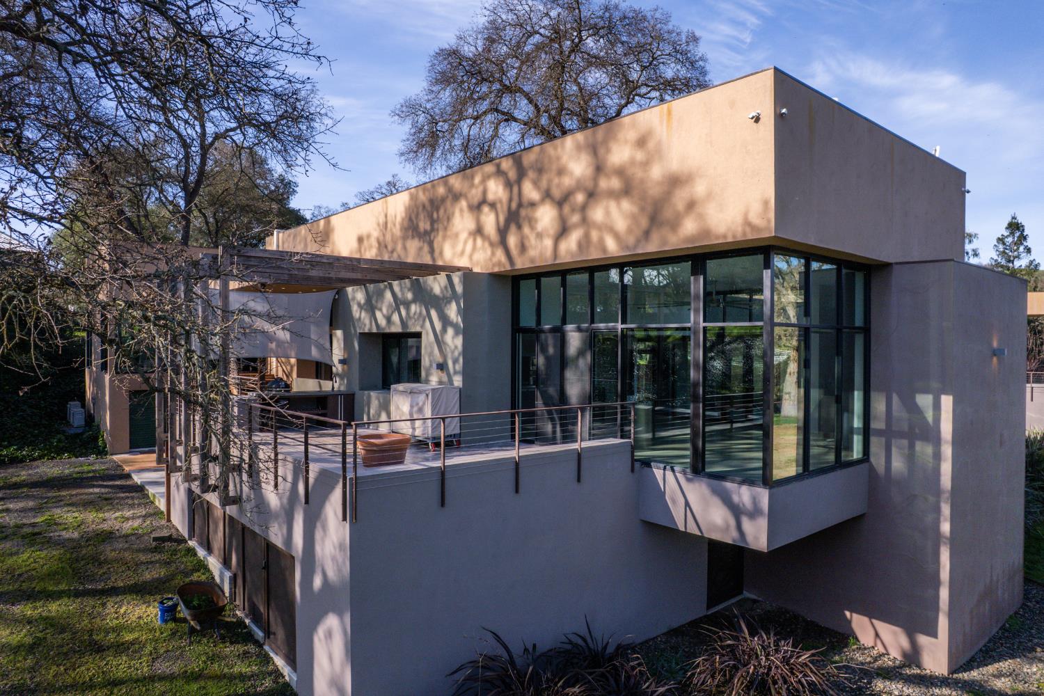 12100 Horseshoe Rd, Oakdale, CA 95361