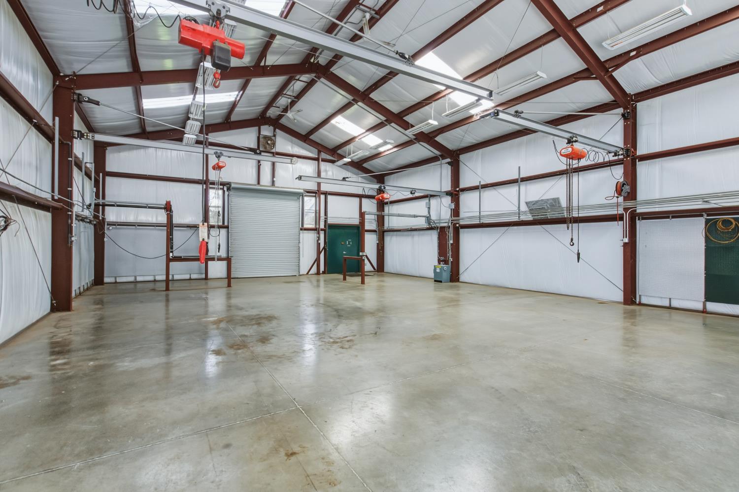 12100 Horseshoe Rd, Oakdale, CA 95361