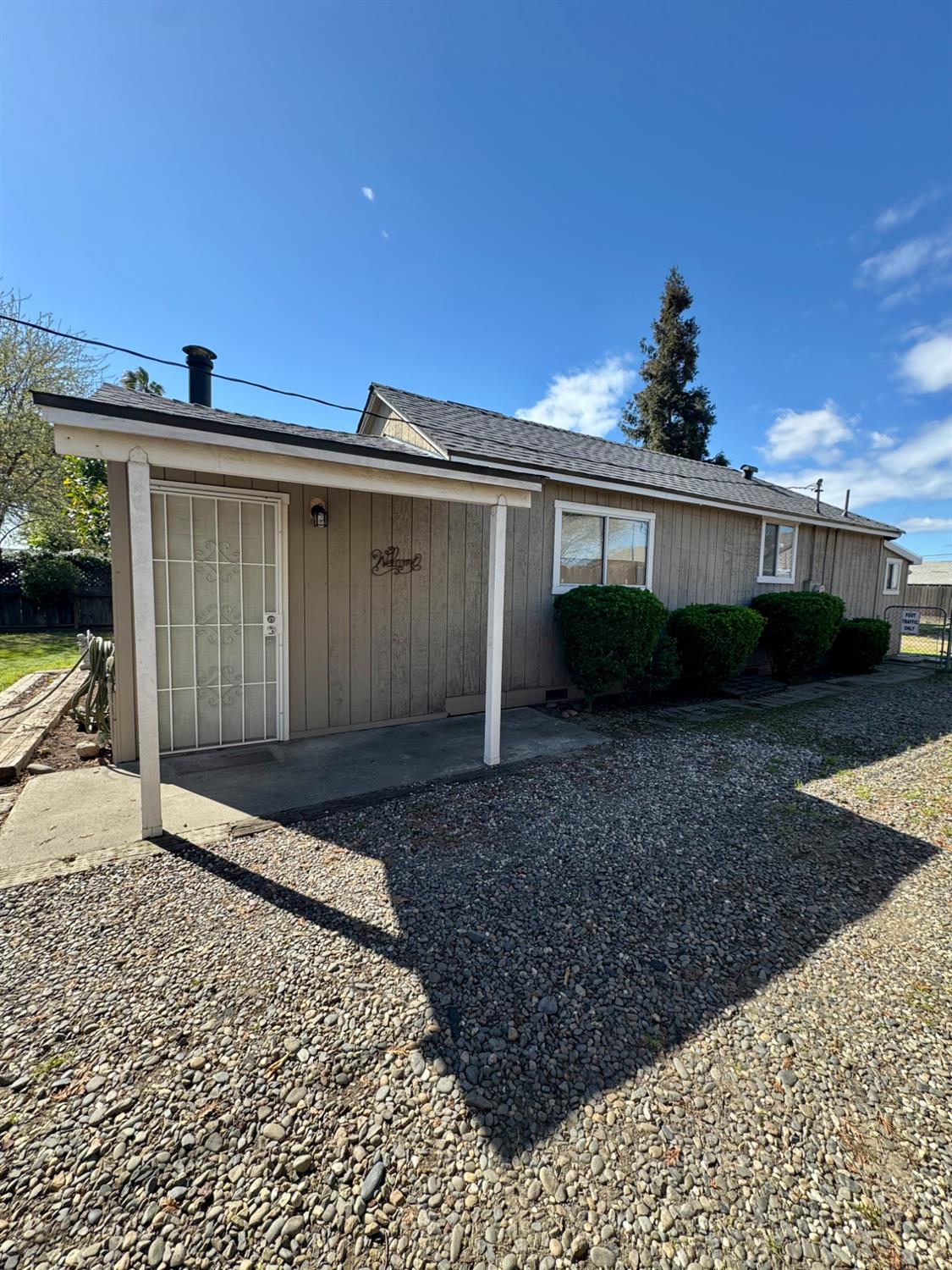 205 Orchard Ave, Modesto, CA 95354