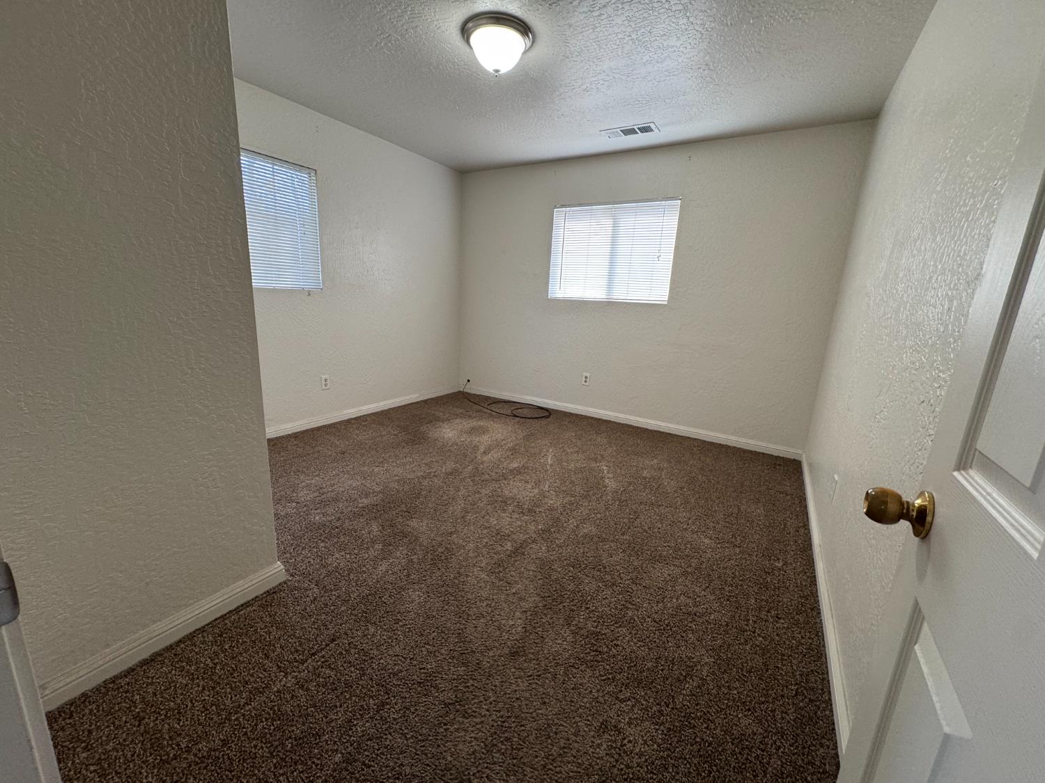 205 Orchard Ave, Modesto, CA 95354