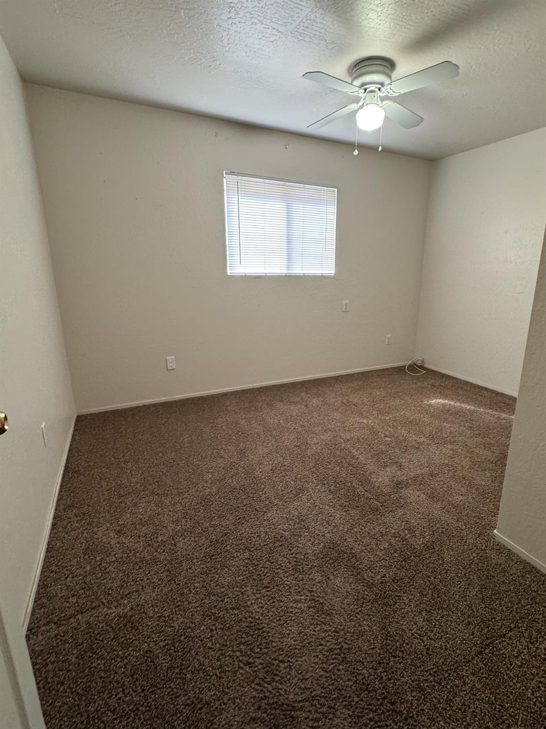 205 Orchard Ave, Modesto, CA 95354