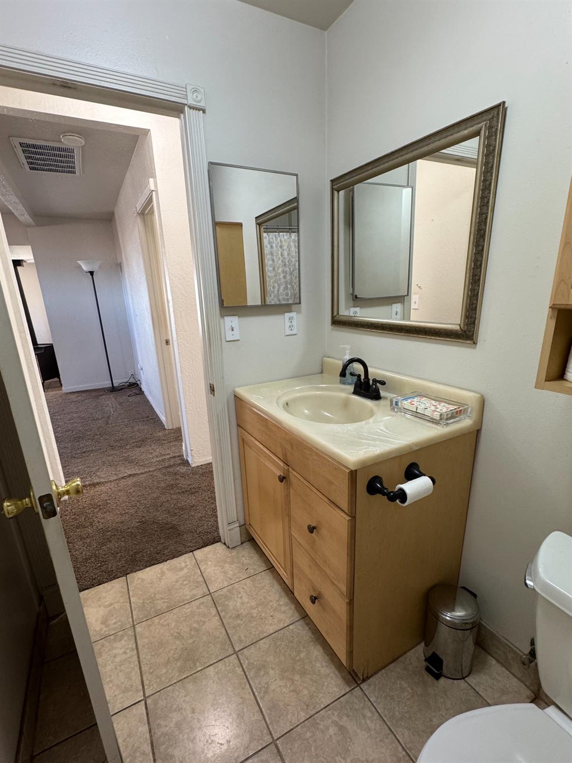 205 Orchard Ave, Modesto, CA 95354