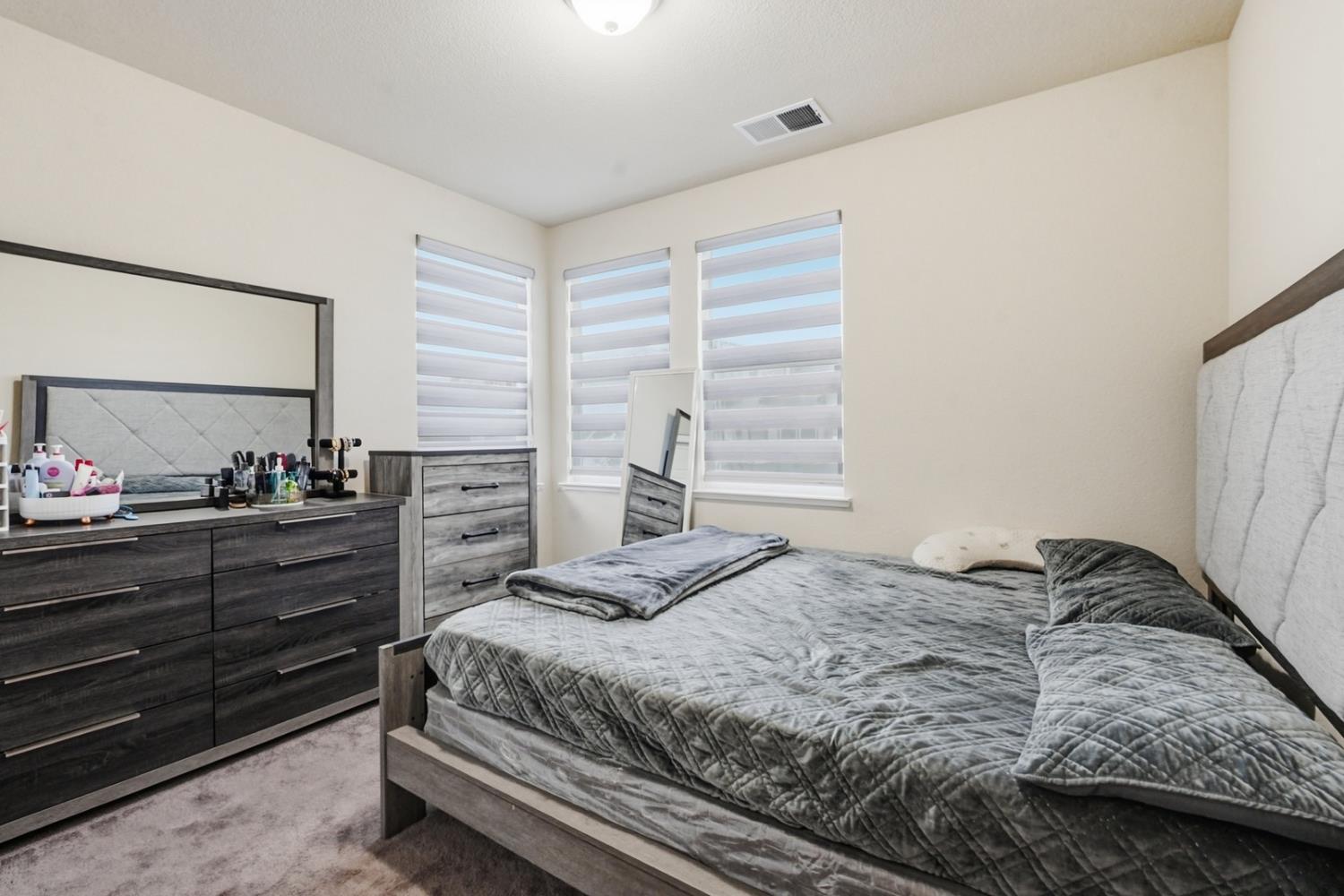 4369 Icon Ave, Modesto, CA 95356