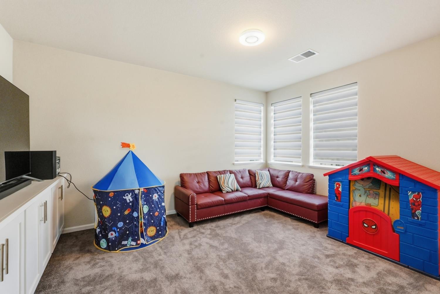 4369 Icon Ave, Modesto, CA 95356