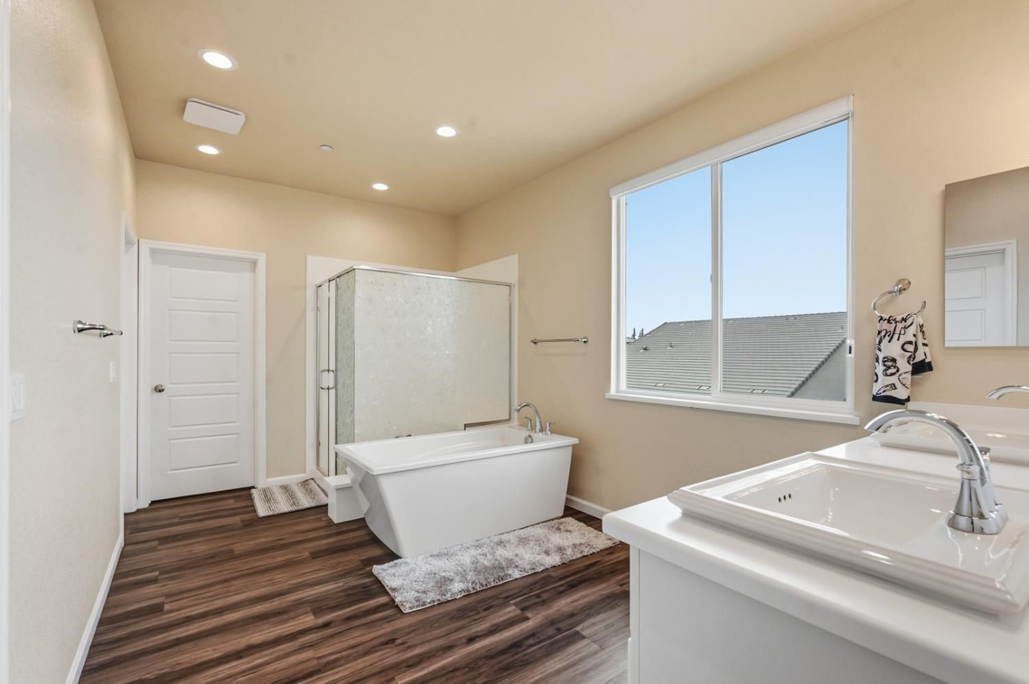 4369 Icon Ave, Modesto, CA 95356