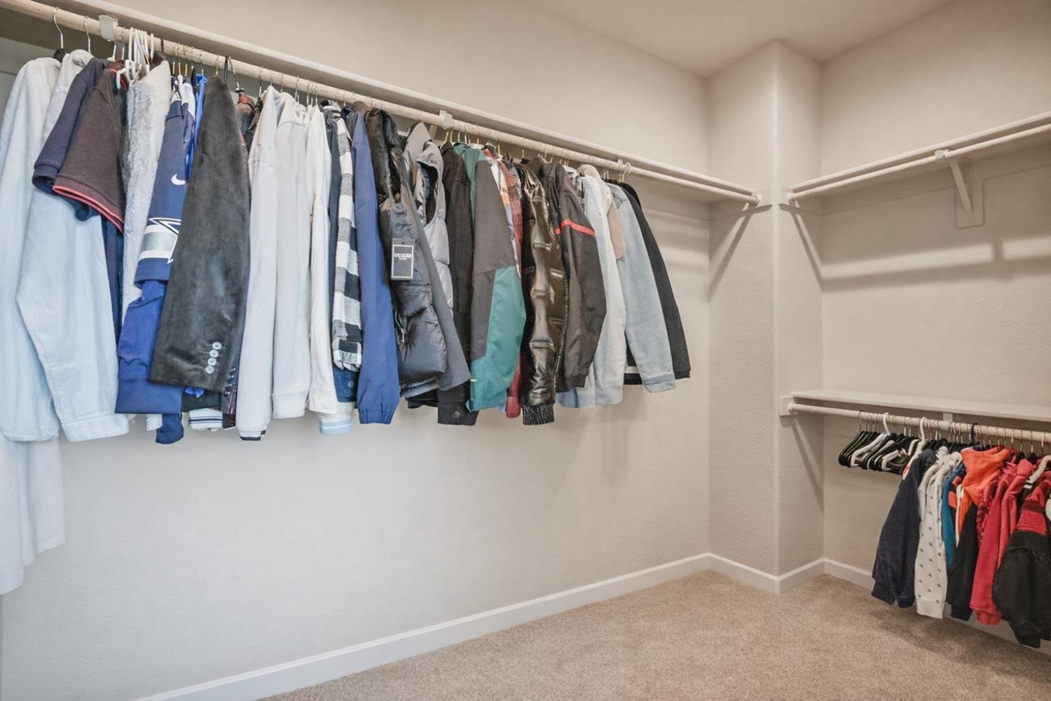 4369 Icon Ave, Modesto, CA 95356