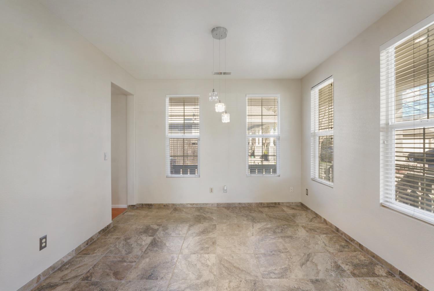 1300 David Dr, Oakdale, CA 95361