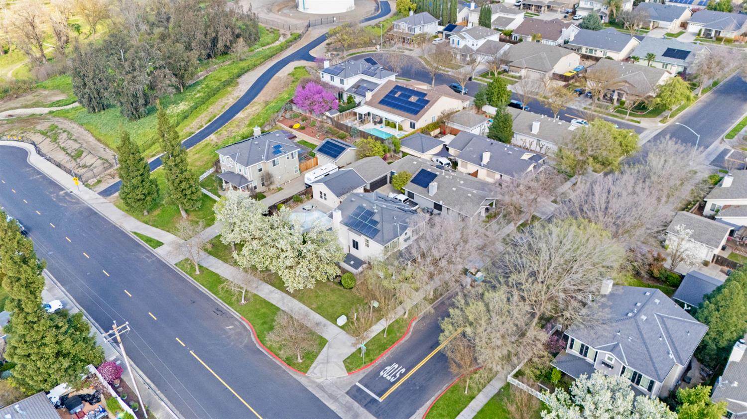 1300 David Dr, Oakdale, CA 95361