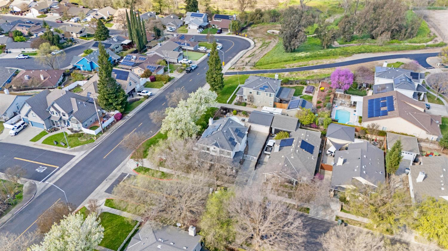 1300 David Dr, Oakdale, CA 95361