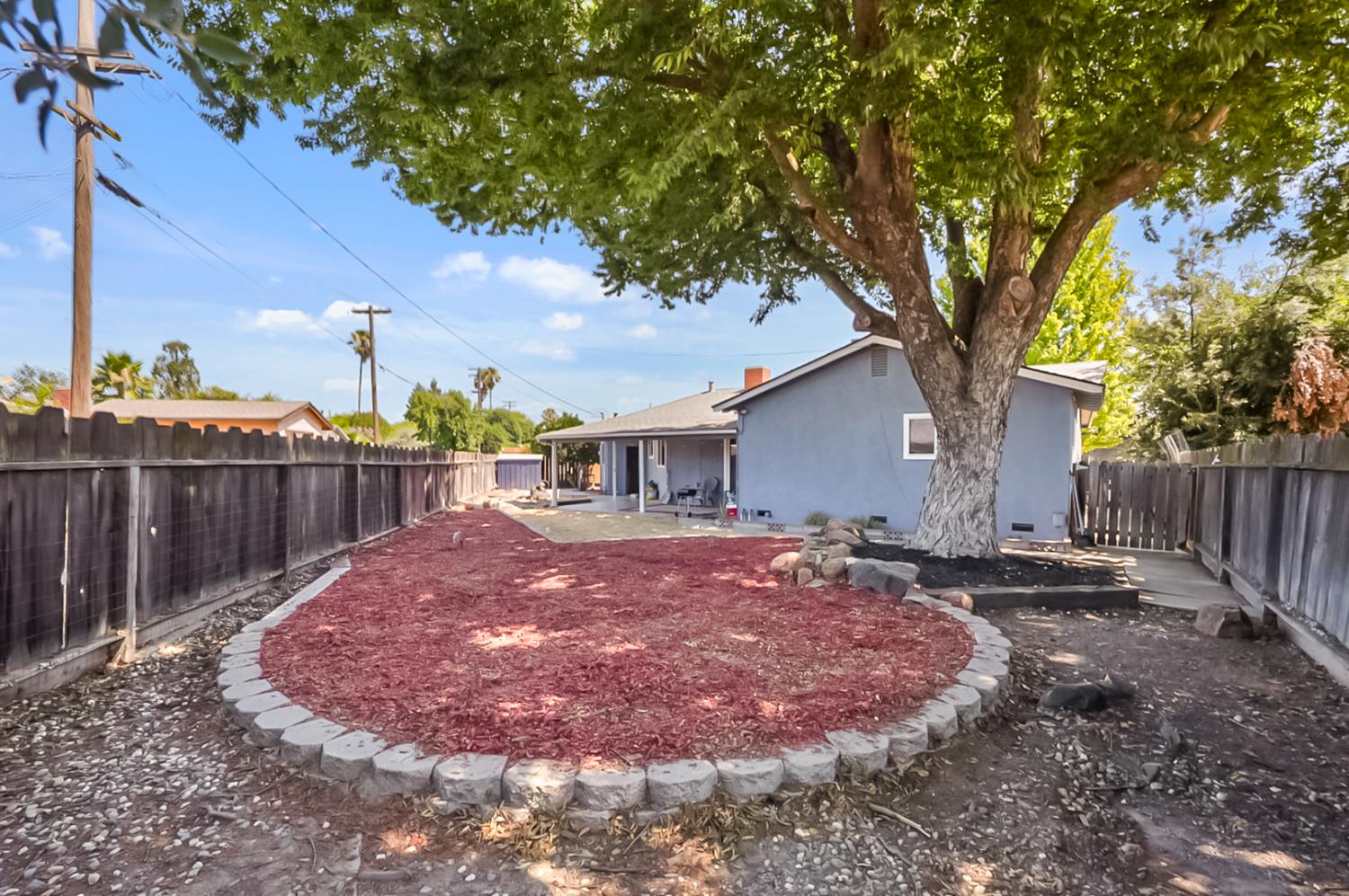 904 Tahoe Dr, Modesto, CA 95350