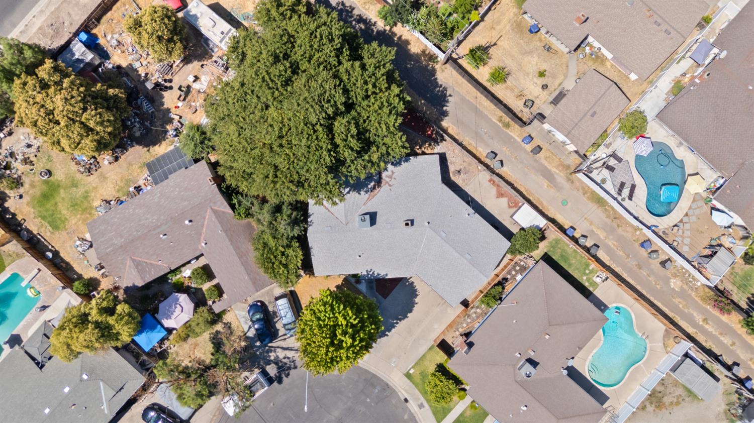 904 Tahoe Dr, Modesto, CA 95350