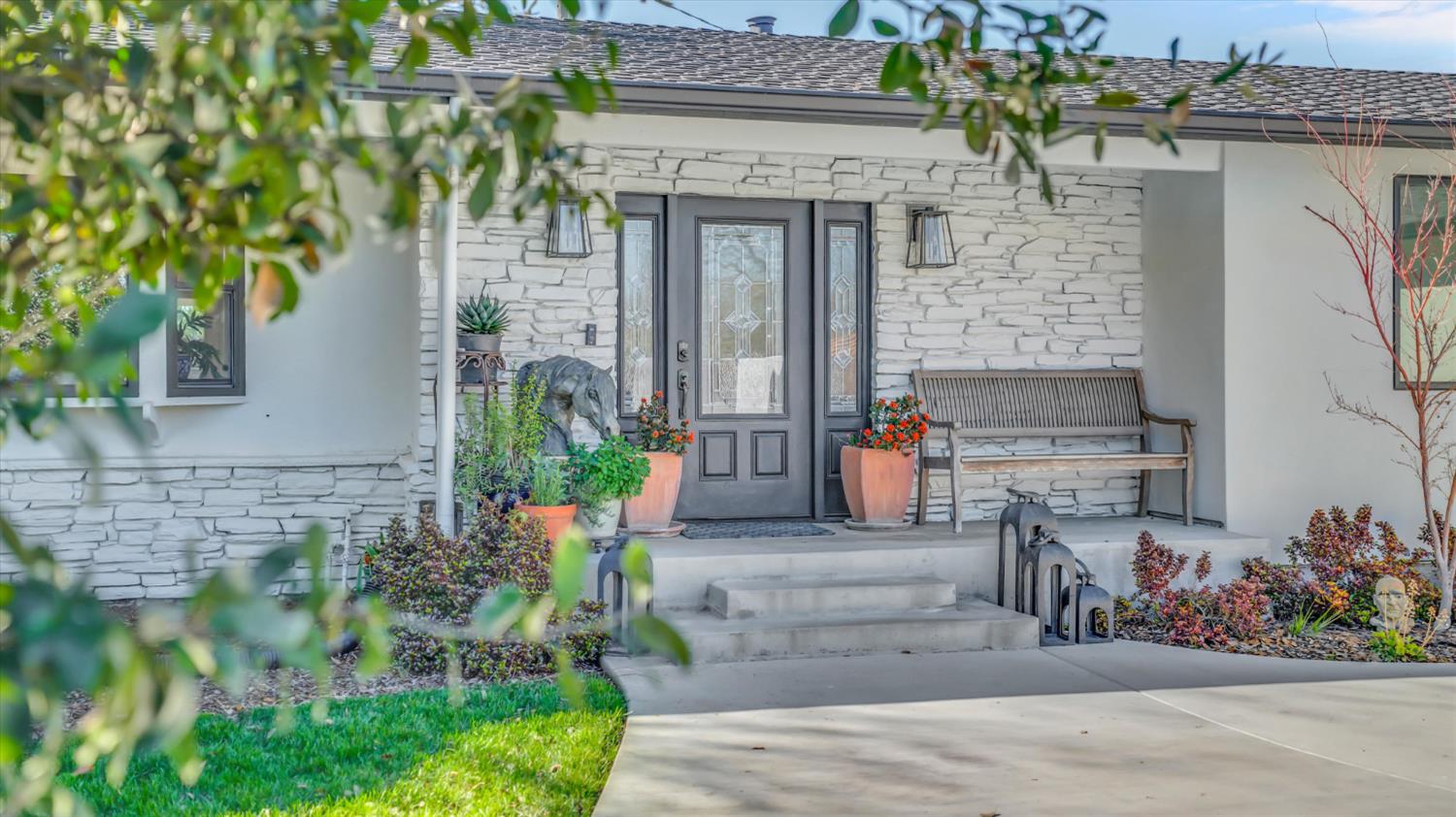 6613 Woodland Ave, Modesto, CA 95358