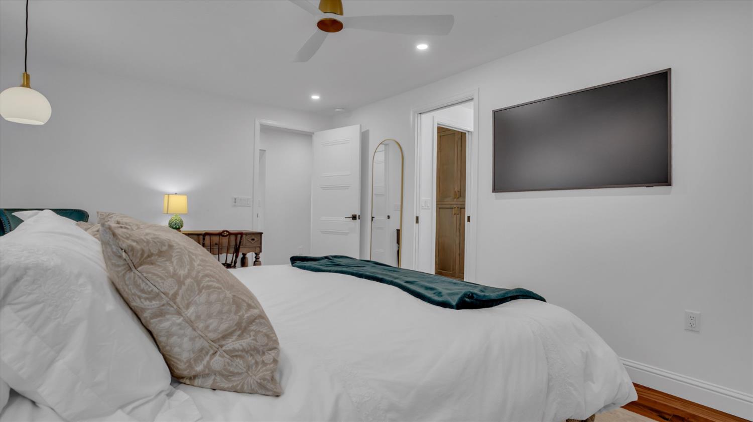 6613 Woodland Ave, Modesto, CA 95358