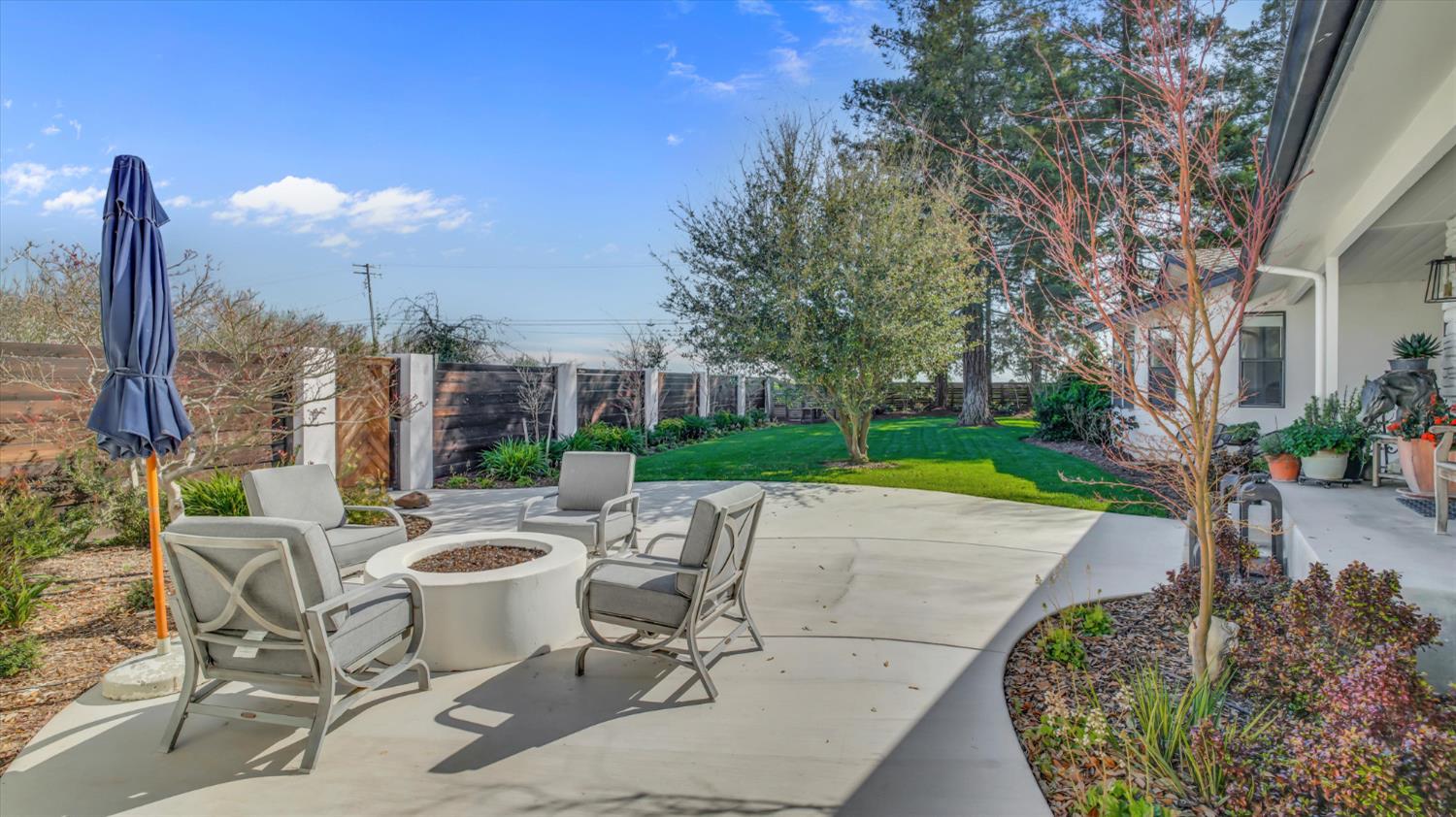 6613 Woodland Ave, Modesto, CA 95358