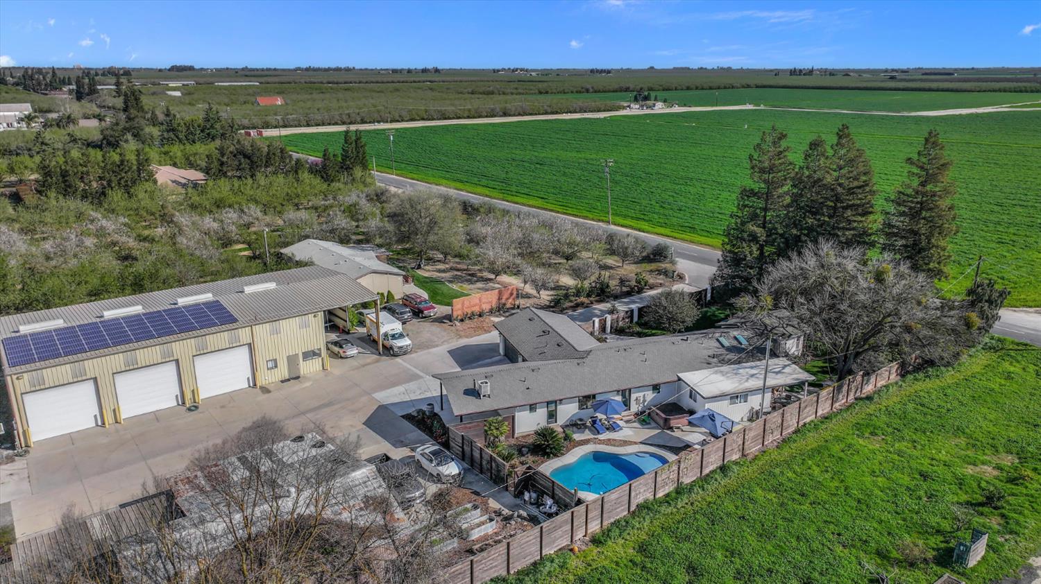 6613 Woodland Ave, Modesto, CA 95358