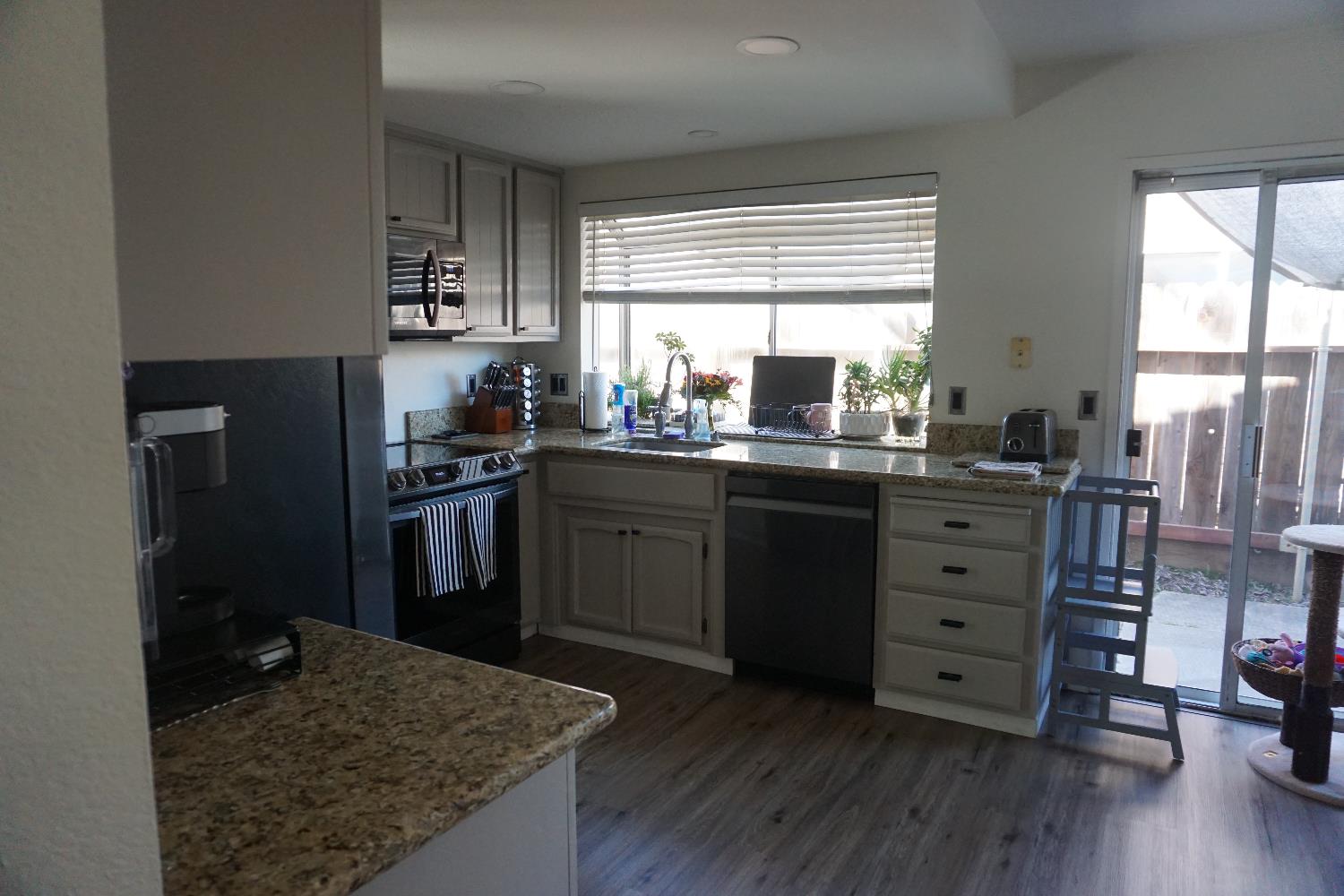 954 WAKE FOREST CT, Merced, CA 95348