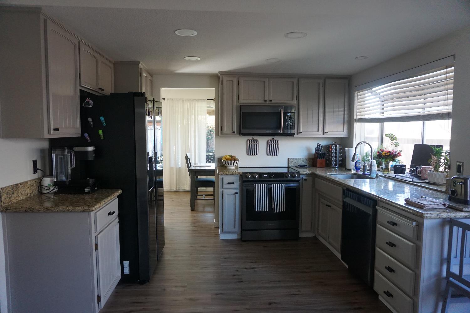 954 WAKE FOREST CT, Merced, CA 95348