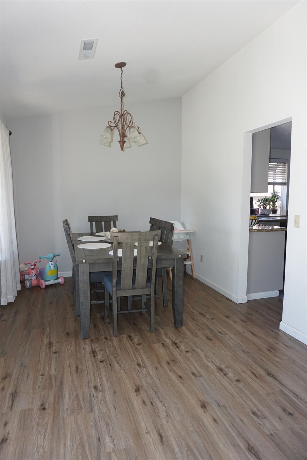 954 WAKE FOREST CT, Merced, CA 95348