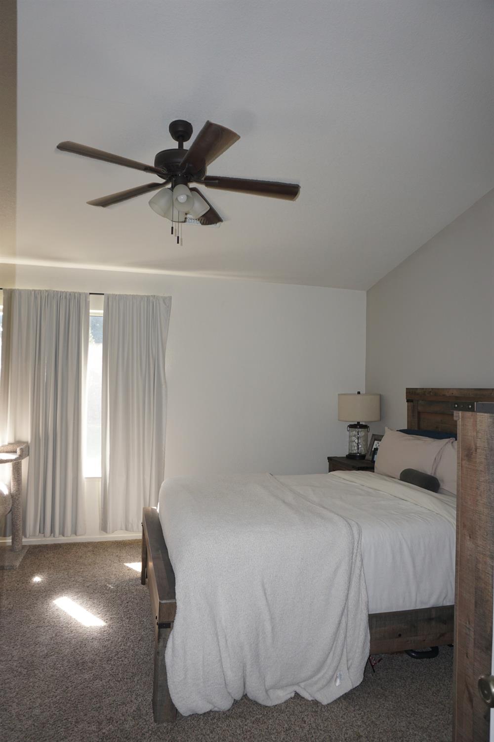 954 WAKE FOREST CT, Merced, CA 95348