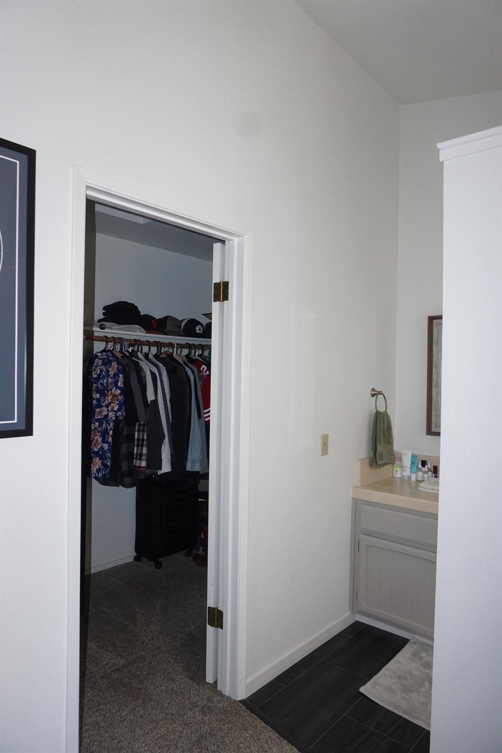 954 WAKE FOREST CT, Merced, CA 95348