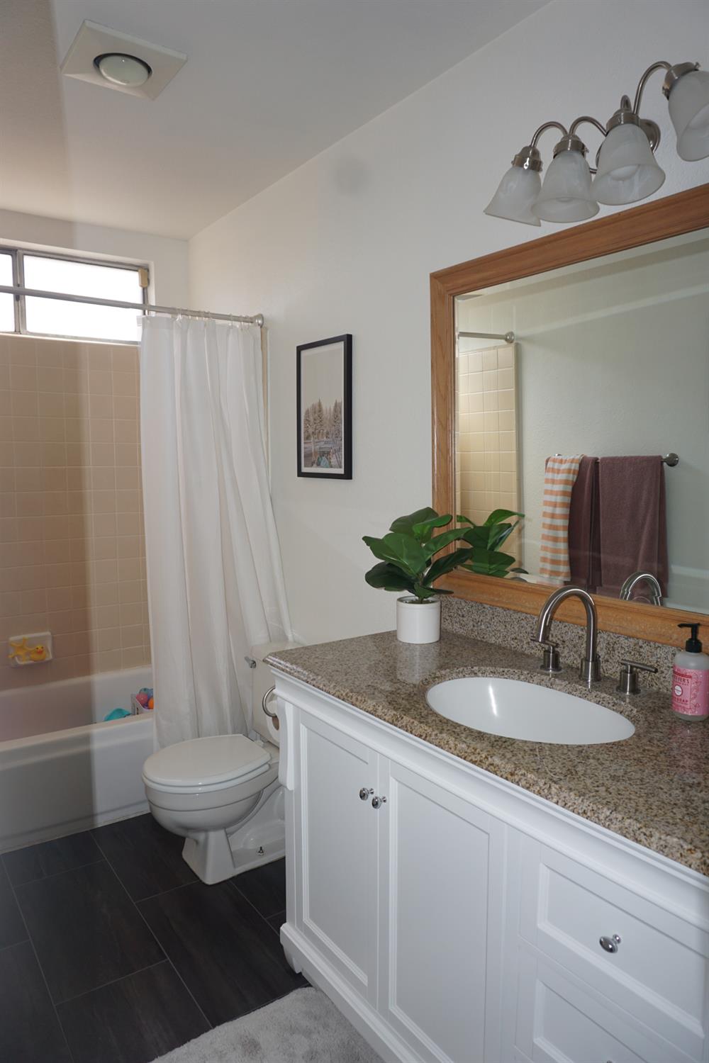 954 WAKE FOREST CT, Merced, CA 95348