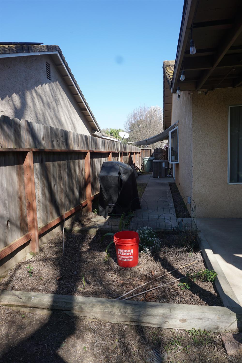 954 WAKE FOREST CT, Merced, CA 95348