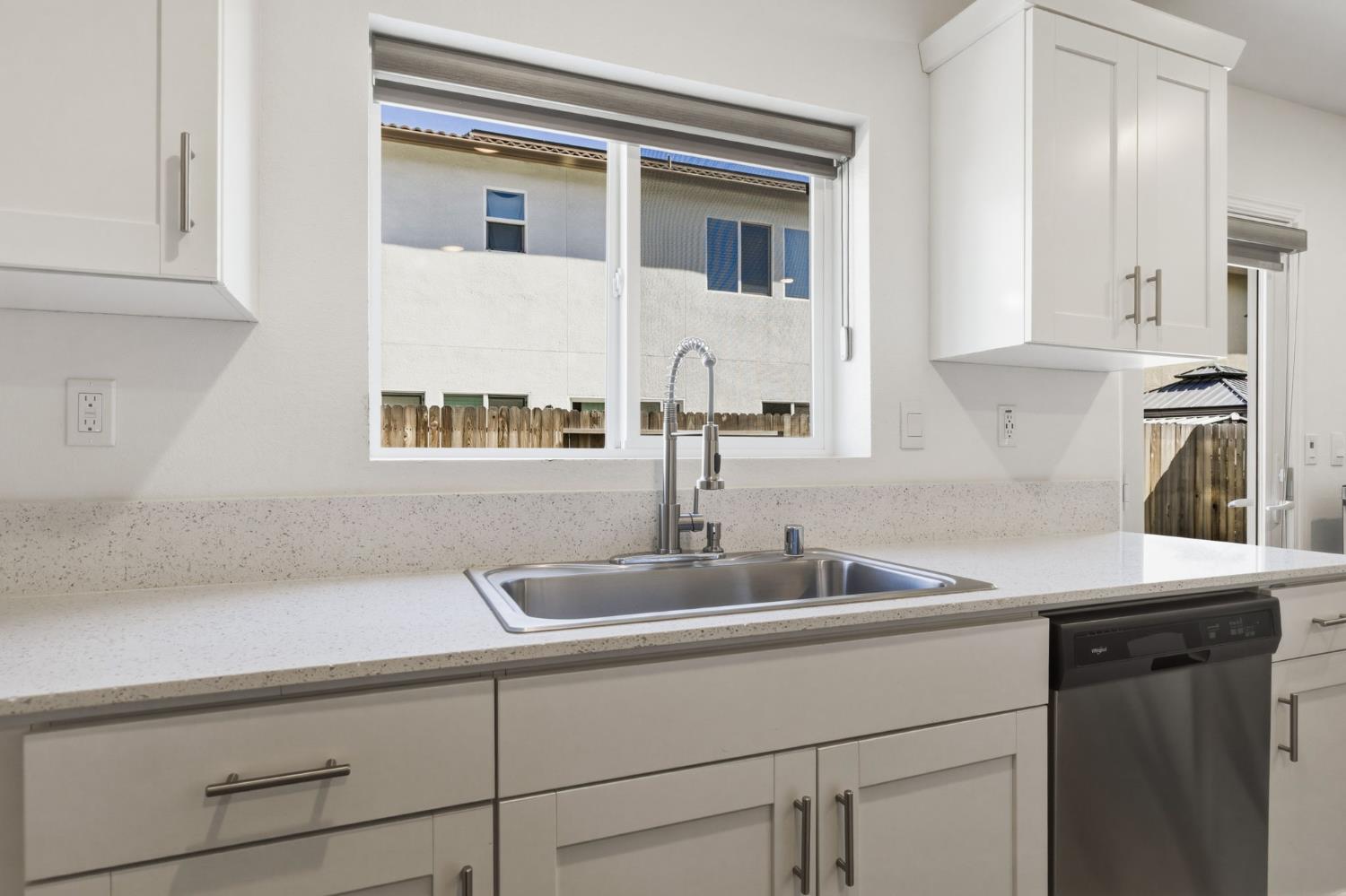 440 Half Dome Dr, Manteca, CA 95337