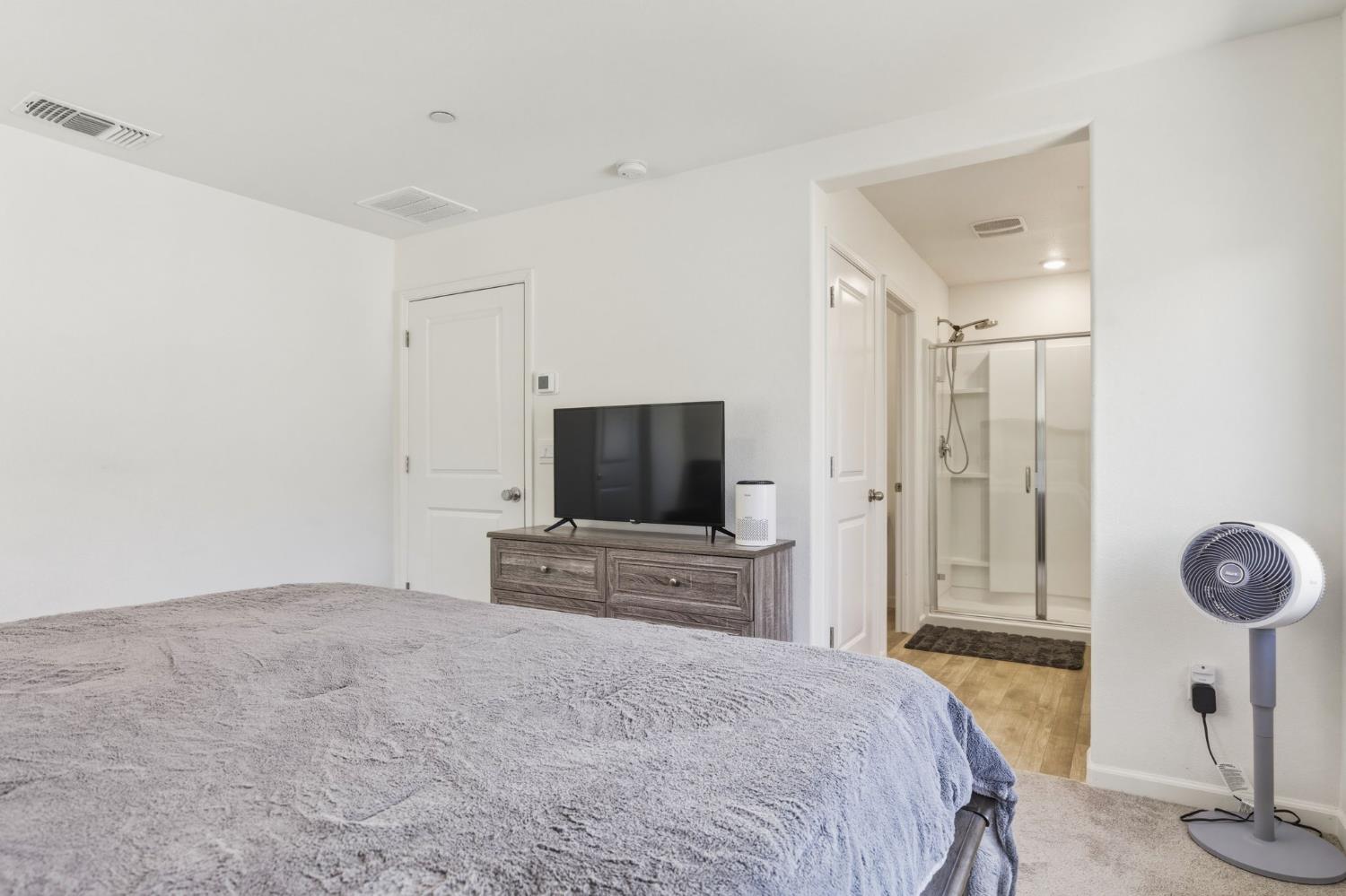 440 Half Dome Dr, Manteca, CA 95337