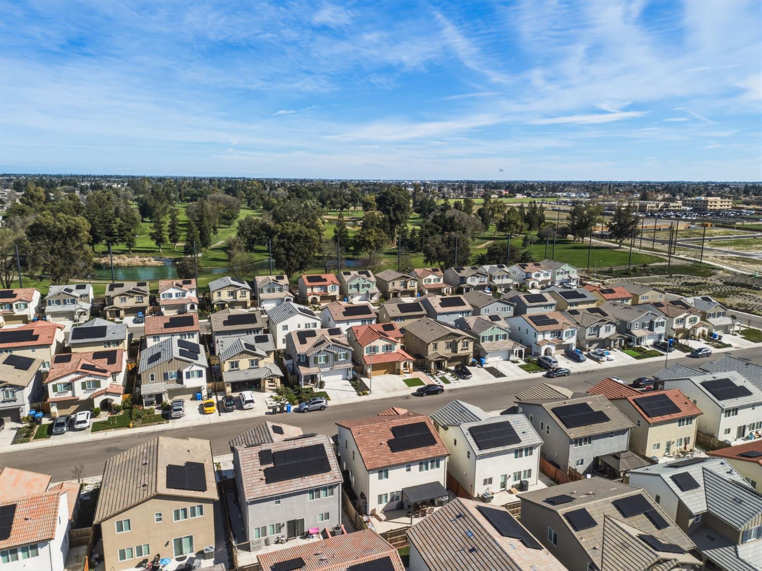 440 Half Dome Dr, Manteca, CA 95337