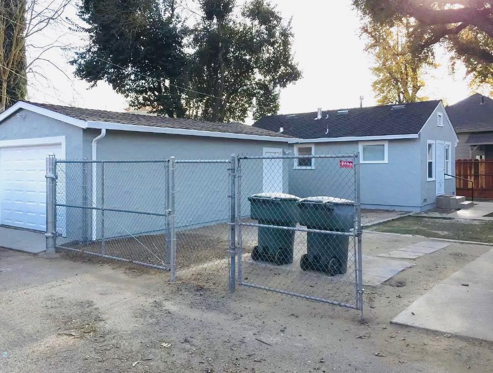 612 16th St, Modesto, CA 95354