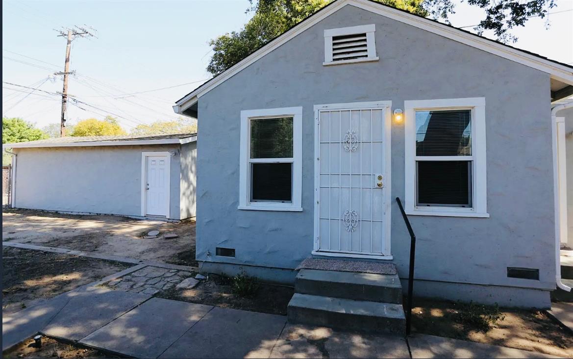 612 16th St, Modesto, CA 95354