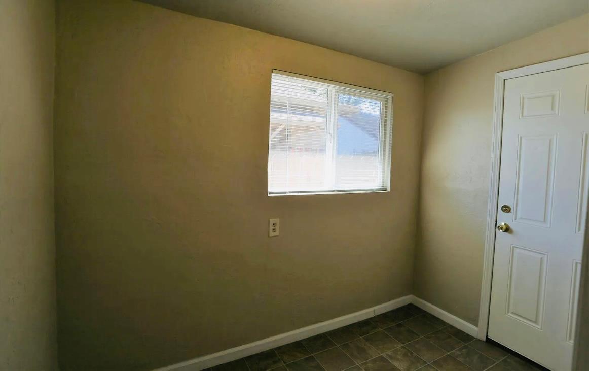 612 16th St, Modesto, CA 95354