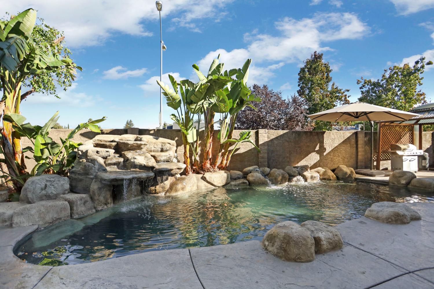 1122 Zumstein Ct, Ripon, CA 95366