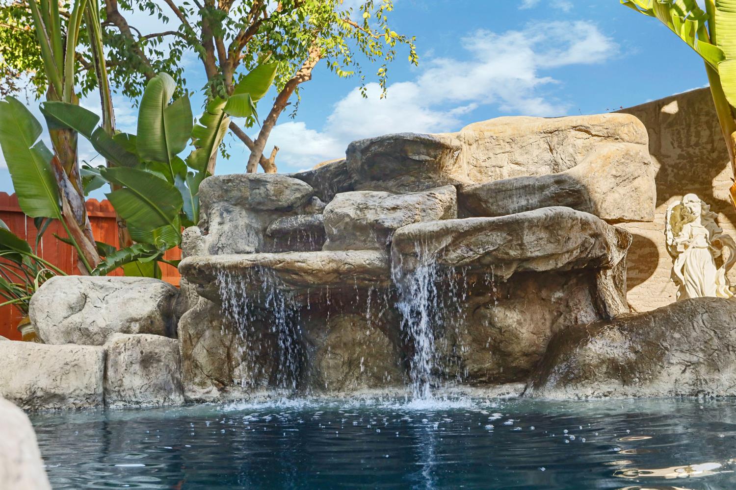 1122 Zumstein Ct, Ripon, CA 95366