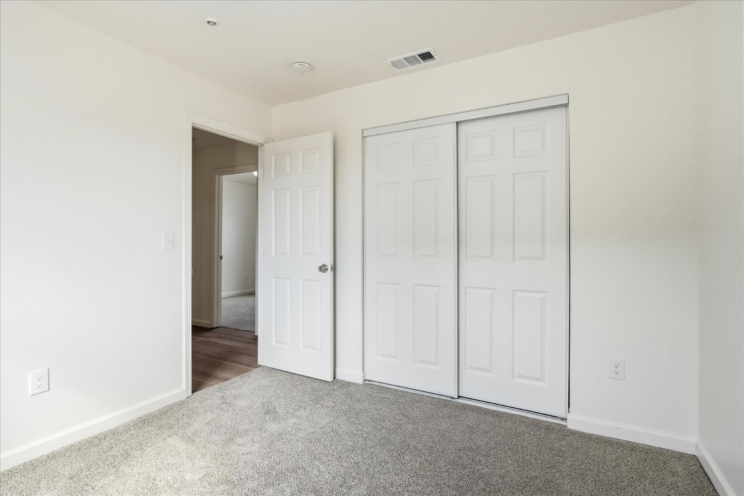 2020 Aspen St, Selma, CA 93662