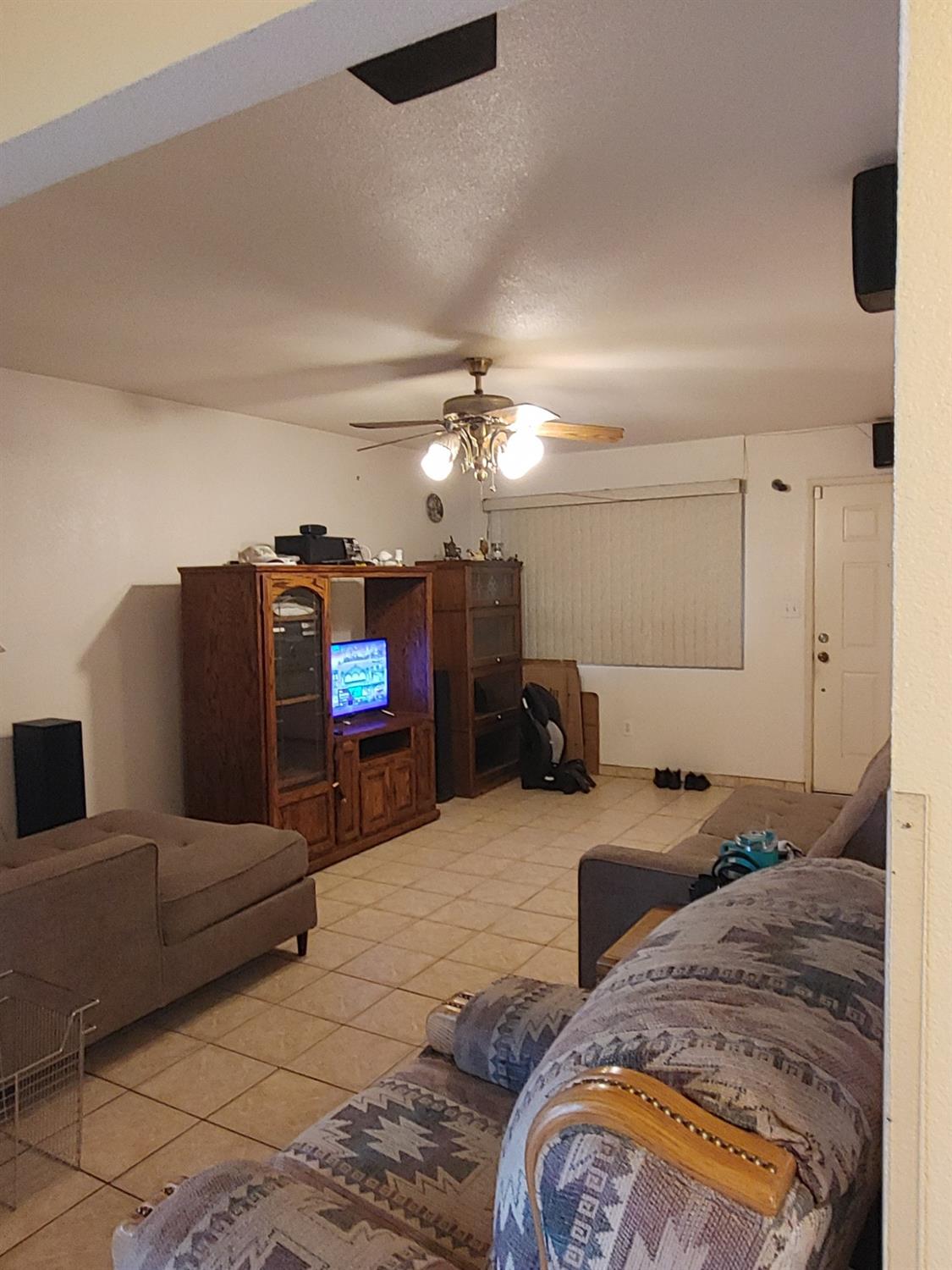 2312 St James Pl, Modesto, CA 95350